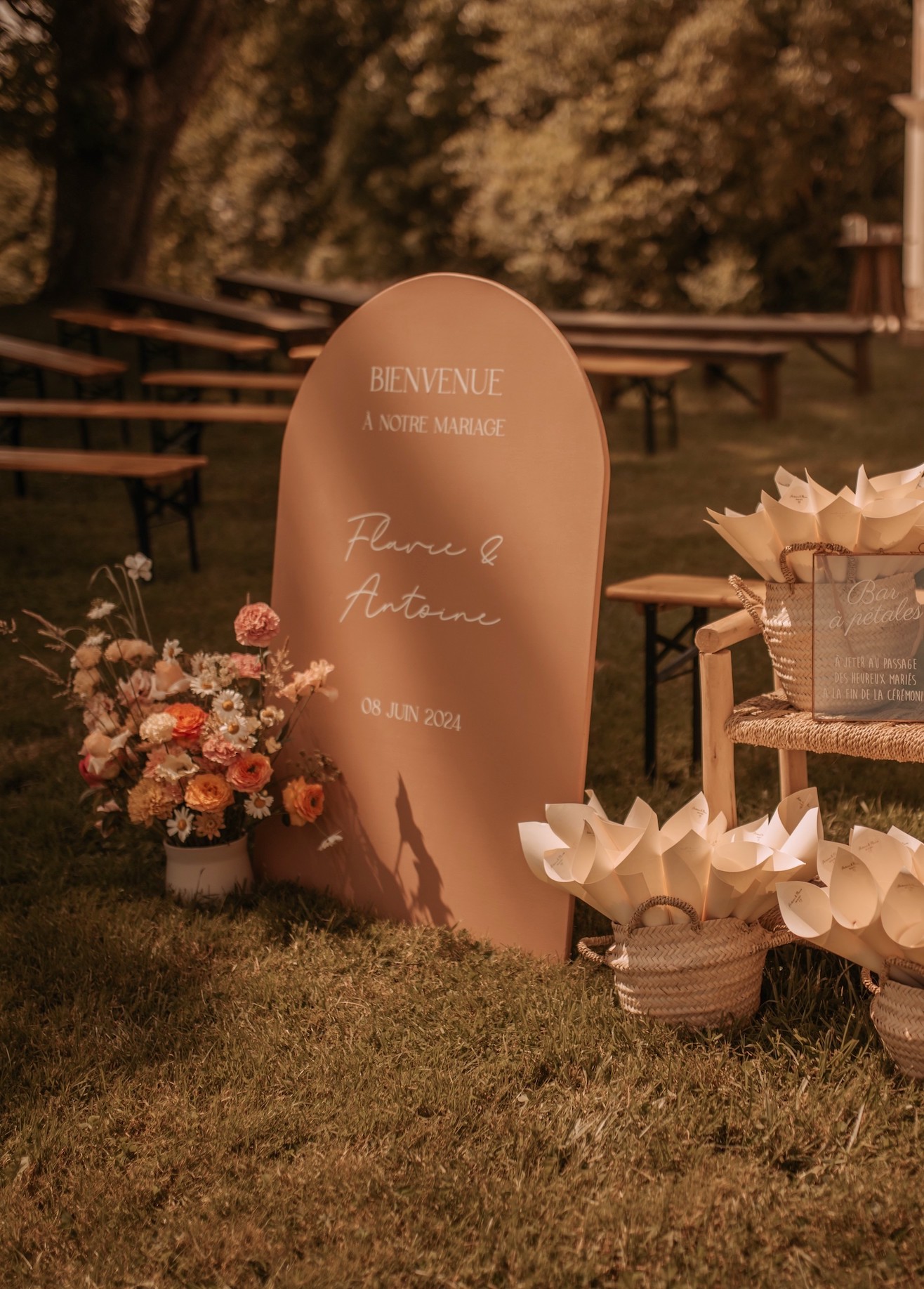 Panneau de bienvenue décoration florale mariage