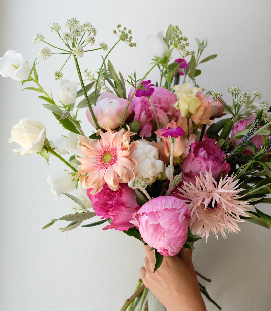 bouquet de mariée en fleurs de saison